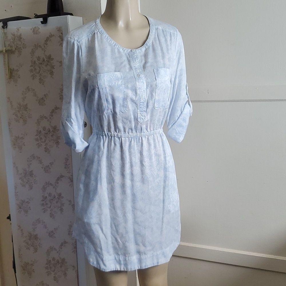 RED SAKS FIFTH AVE SHIRT DRESS Light Blue White Size M